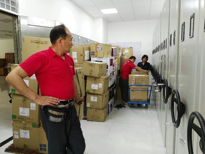 青岛搬家家庭物品搬运如何防止搬家公司乱收费的现象发生呢？